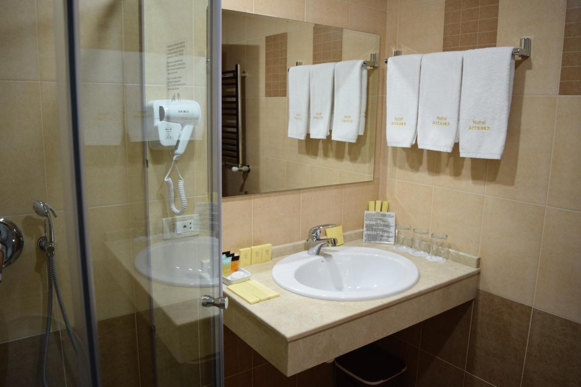 Artsakh Hotel Jerevan Eksteriør bilde