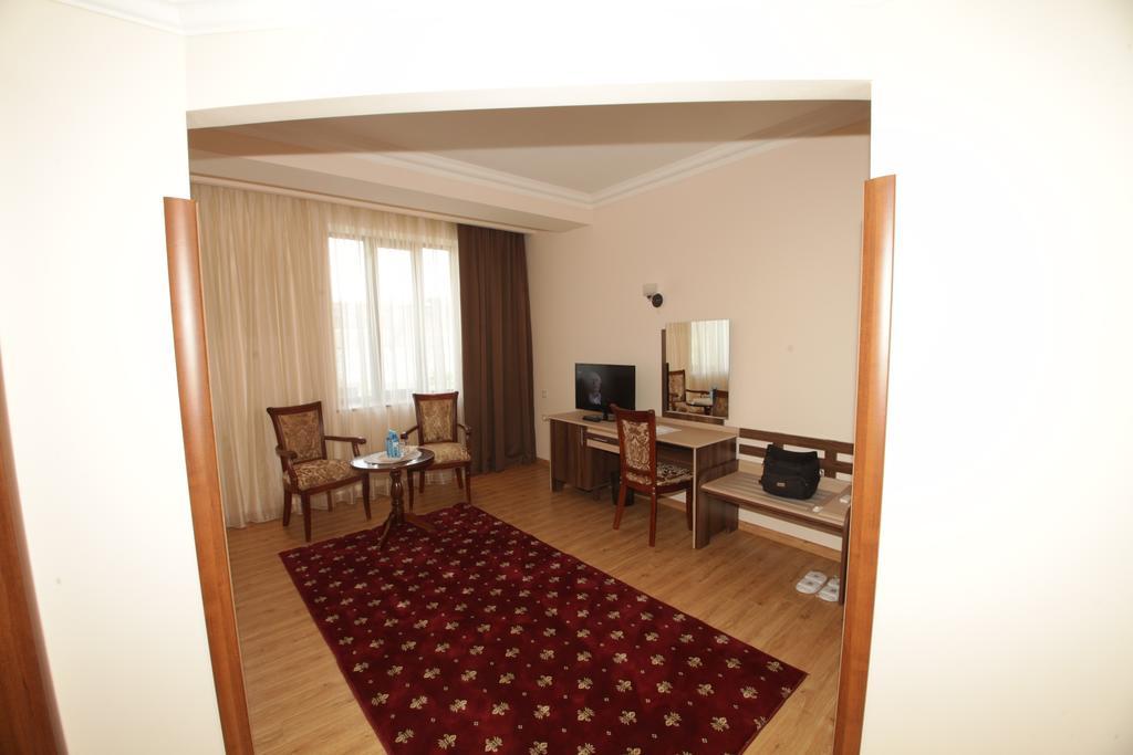 Artsakh Hotel Jerevan Eksteriør bilde