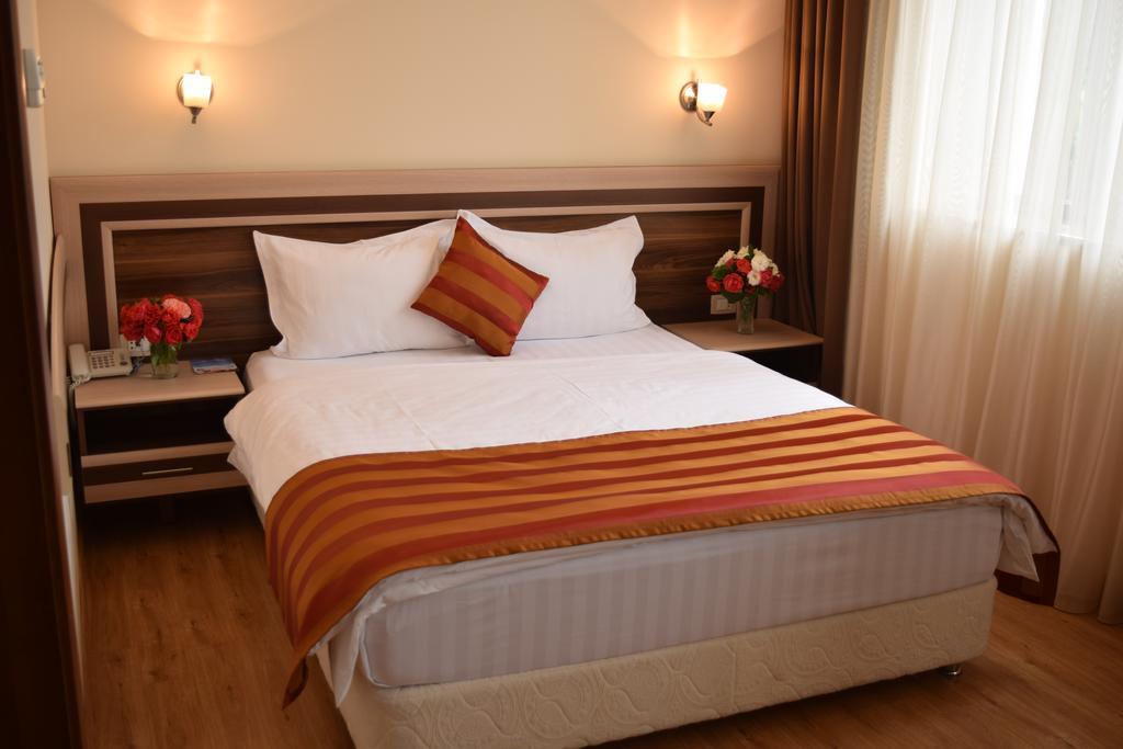 Artsakh Hotel Jerevan Eksteriør bilde