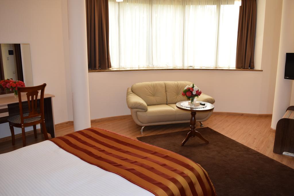 Artsakh Hotel Jerevan Eksteriør bilde