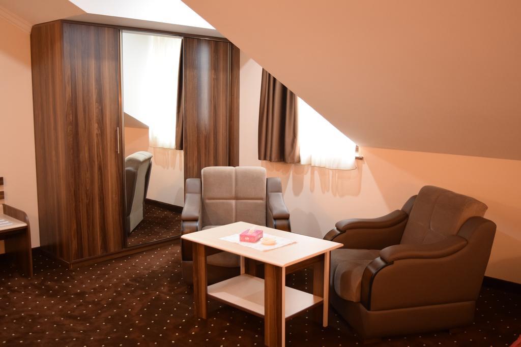 Artsakh Hotel Jerevan Eksteriør bilde