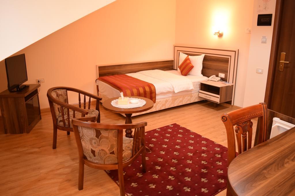 Artsakh Hotel Jerevan Eksteriør bilde