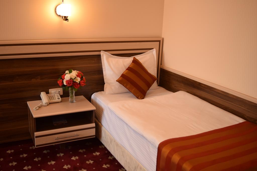 Artsakh Hotel Jerevan Eksteriør bilde