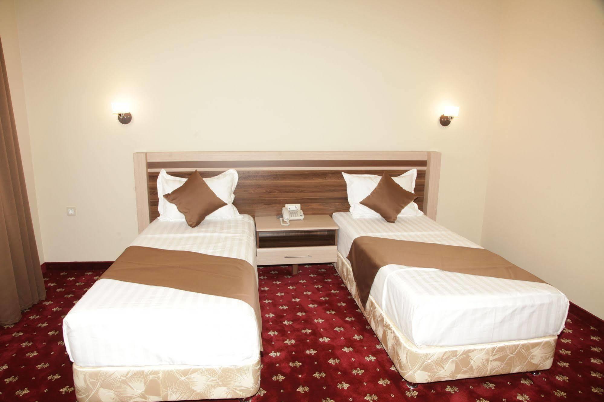 Artsakh Hotel Jerevan Eksteriør bilde
